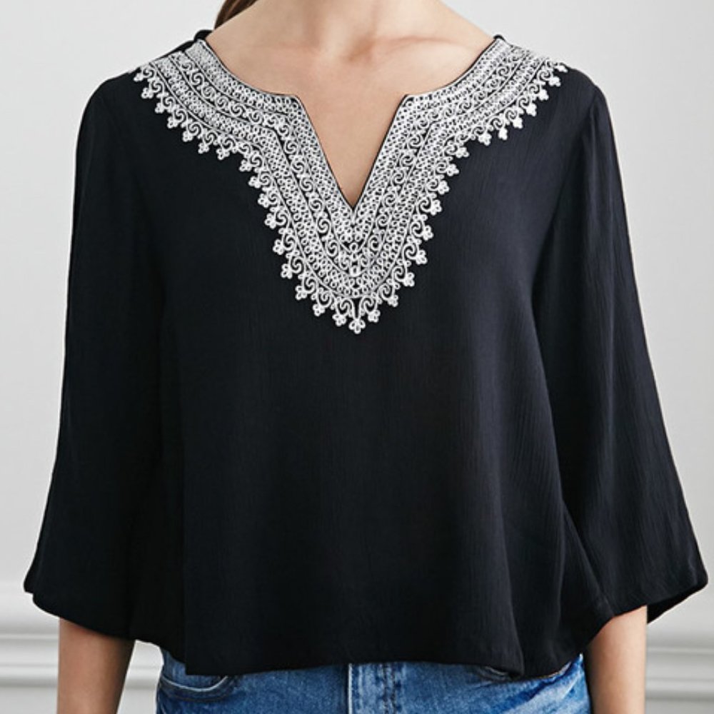 Spring Summer Embroidered Gauze ¾ sleeves Peasant Shirt Top in Black, White (S)